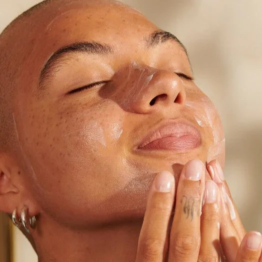 Vitamin E Cream Cleanser - Image 3