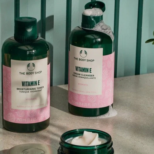 Vitamin E Hydrating Toner - Image 5